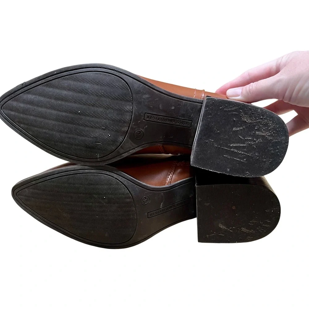 Tommy‎ Hilfiger Womens Cognac Brown Pointed Toe Block Heel Ankle Boots Size 10M